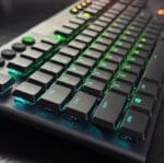 Instalación de teclas de repuesto en el teclado de perfil bajo Logitech