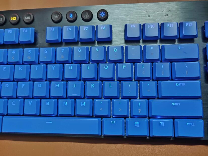 KeycapGuru Logitech G915 / G913 / G815 / G813 Low Profile Mechanical Keyboards Replacement Keycap Set, Full Size, Blue